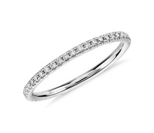 Charger l&#39;image dans la galerie, Micropavé Diamond Eternity Ring in 14k White Gold (1/4 ctw.)
