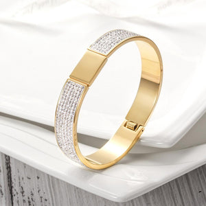 PAVÉ BANGLE