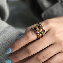 Charger l&#39;image dans la galerie, TRICOLOR INTERTWINED STATEMENT RING
