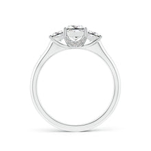 Charger l&#39;image dans la galerie, 3-Stone Princess Cut Diamond Engagement Ring
