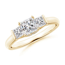 Charger l&#39;image dans la galerie, 3-Stone Princess Cut Diamond Engagement Ring
