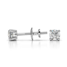 Charger l&#39;image dans la galerie, Round Diamond Stud Earrings In White 14K Gold
